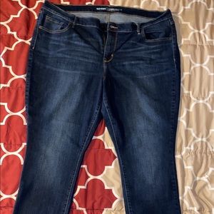 Old navy curvy profile